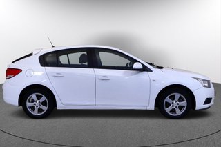 2011 Chevrolet Cruze sedán 1.6 LS+ CLIMA 4P