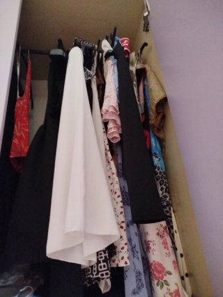 Box svuota armadio vestiti da donna