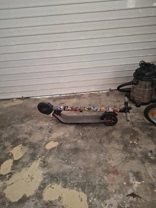Patinete Eléctrico Ninebot Segway averiado