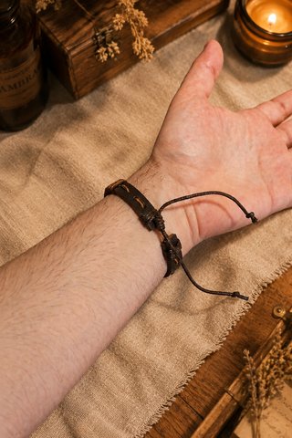 Lote 3 pulseras hombre cuero y cuentas