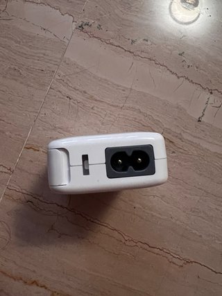 Cargador POWERADD 4 USB + Adaptadores Viaje