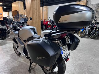 Honda VFR 800 FI CBS