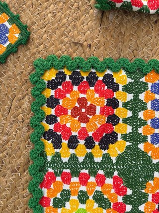 Mantelitos y posavasos crochet multicolor