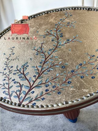 Tavolino decorato a mano oro e blu