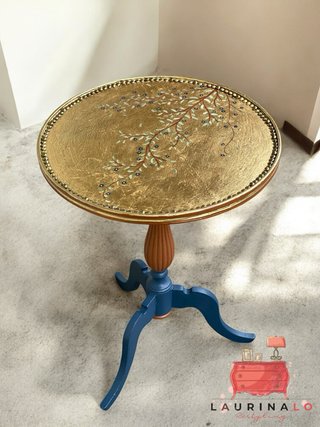 Tavolino decorato a mano oro e blu