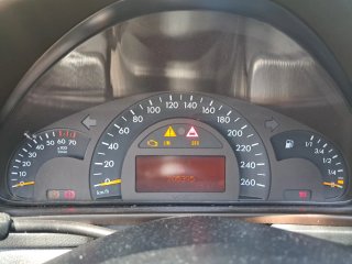 Mercedes-Benz Clase C 2004