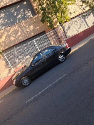 Mercedes-Benz Clase C 2004