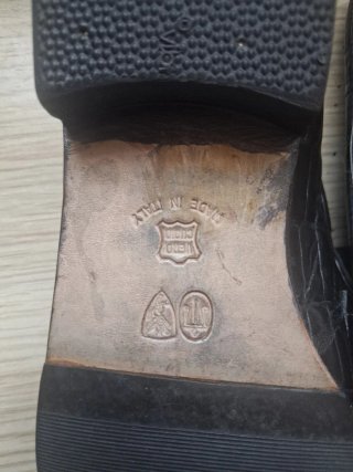 Mocasines Giusti Negro Cocodrilo