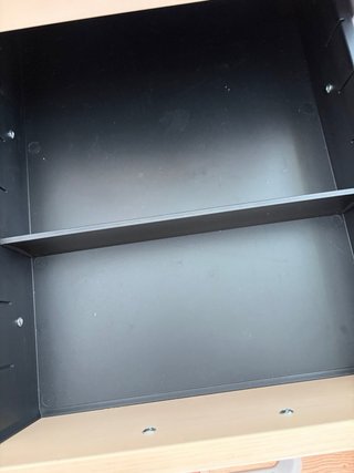 Cajonera de oficina de madera y metal