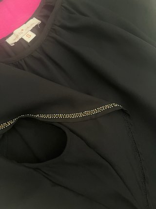 Camisa negra Amichi mangas murciélago