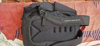 mochila marca australiana de surf Ocean & Earth