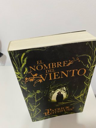 El nombre del viento Crónica del asesino de rey...