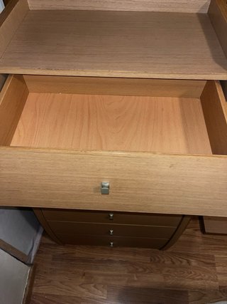 Cómoda de madera para habitación