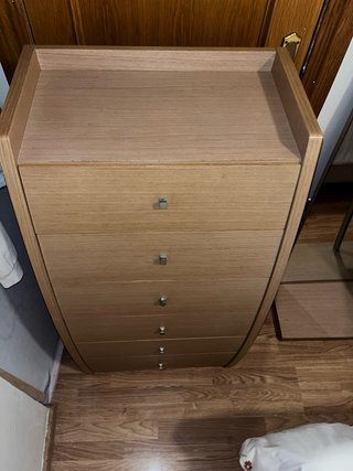Cómoda de madera para habitación