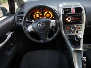 Toyota Auris 2009