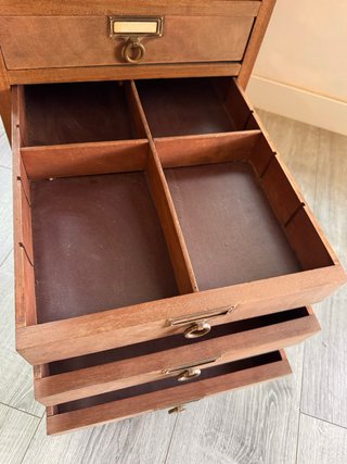 Antiguo archivador francés de madera