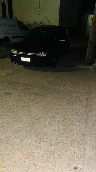 Volkswagen Golf 4  2001