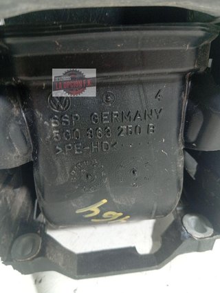 APOYABRAZOS CENTRAL Volkswagen Golf VII (5G1/BE1)(09.2012->)