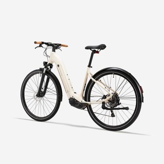 Bicicleta eléctrica trekking motor central cuadro bajo