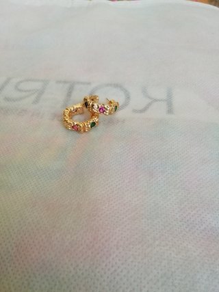 Pendientes de singularu