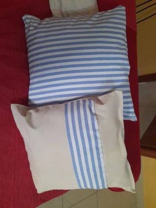 Cuscini decorativi a righe