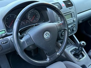 Volkswagen Golf 2006 1.9 TDI 105 - Pegatina B