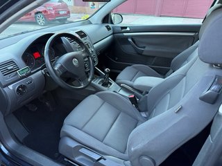 Volkswagen Golf 2006 1.9 TDI 105 - Pegatina B