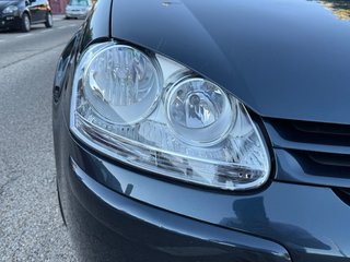 Volkswagen Golf 2006 1.9 TDI 105 - Pegatina B