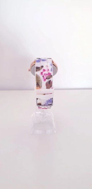 RELOJ PARA MUJER ESTAMPADO DE FLORES