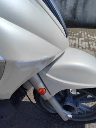 Piaggio Beverly 125 Blanca