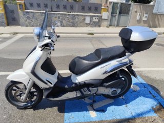 Piaggio Beverly 125 Blanca