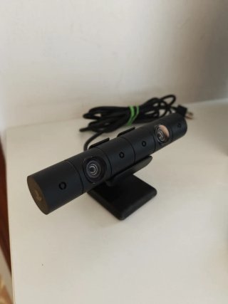 PlayStation 4 Pro 1TB + Camera + DualShock 4