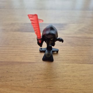 Figura "Star Wars" Kylo Ren Kinder Sorpresa