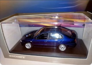SEAT TOLEDO MK2 AZUL ESCALA 1:43