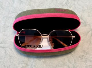 Gafas de sol Afflelou rosa/dorado