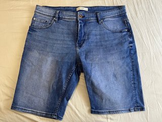 Celio Pantalón Bermuda