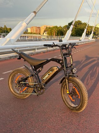Eskute V202 E-Bike 250W | 20x4 | Doble suspensión