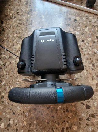Volante Logitech G29 con Pedales y Palanca