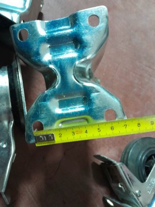 2 Ruedas Giratorias para Carga y 2 fijas
