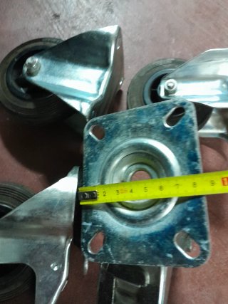 2 Ruedas Giratorias para Carga y 2 fijas