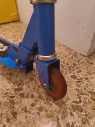 Patinete infantil azul
