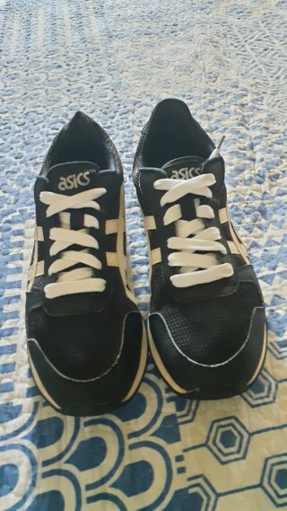 Zapatillas ASICS Tiger Runner II Negro/Blanco