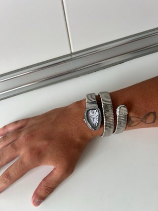 Reloj Serpiente Plateado con Cristales