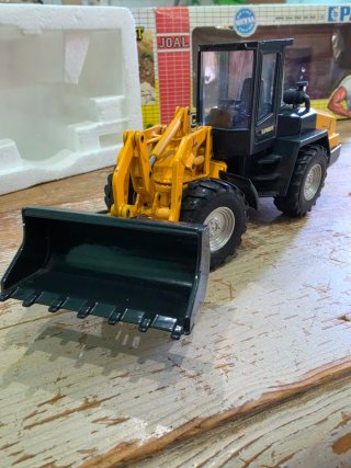 Joal 1:35 Paus RL 1252 SL pala gommata