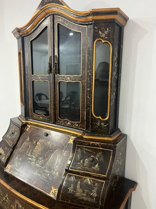 Librería con secreter vintage  en laca china