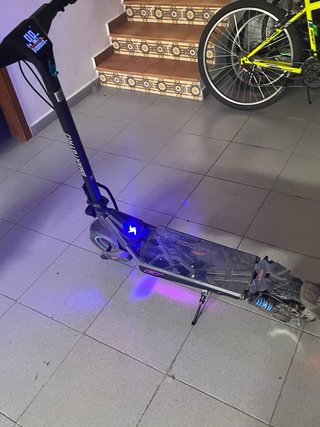 Patinete SmartGyro GT trucado a 40 y con luces lee