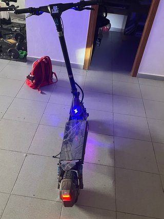 Patinete SmartGyro GT trucado a 40 y con luces lee