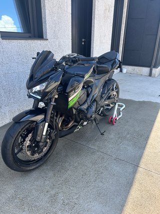 Kawasaki Z800e A2