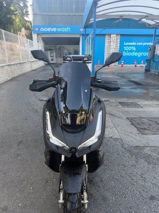 Linhai ADV 125 Buck Scooter