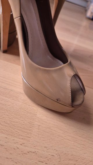 2 pares de Zapatos de tacón beige y negro 37